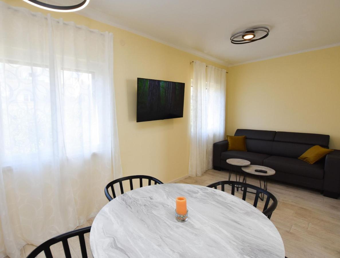 Apartment Ruzica Примоштен Экстерьер фото