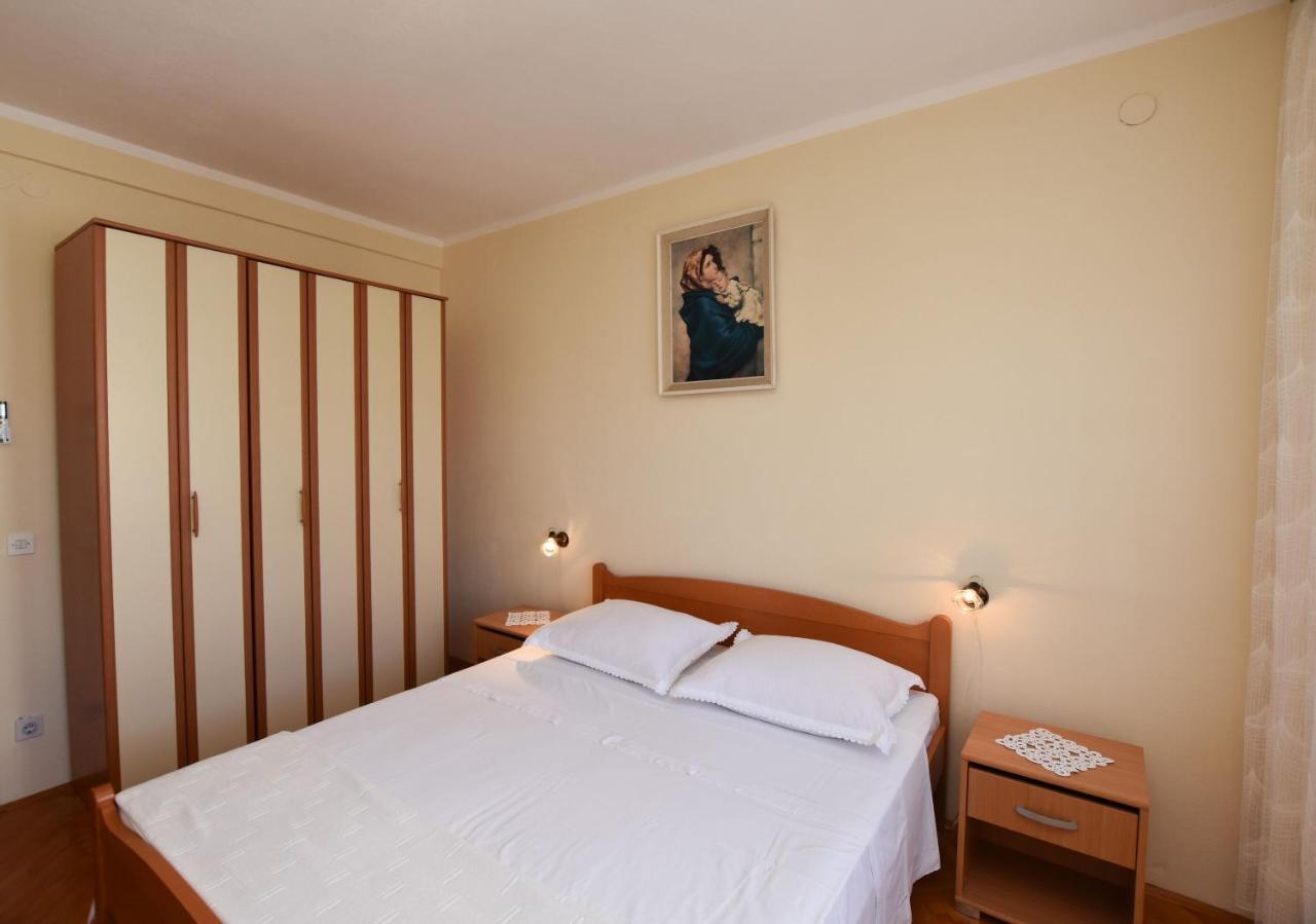 Apartment Ruzica Примоштен Экстерьер фото