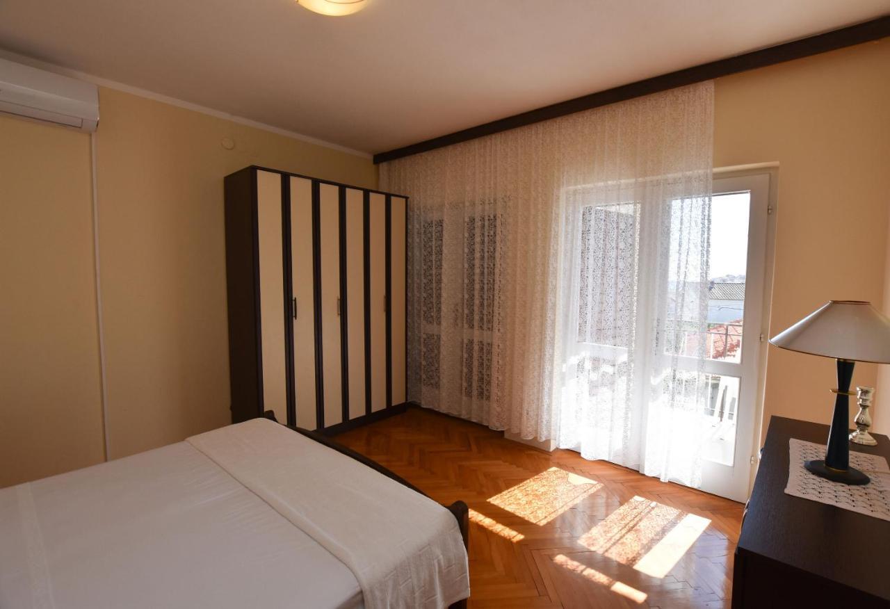 Apartment Ruzica Примоштен Экстерьер фото