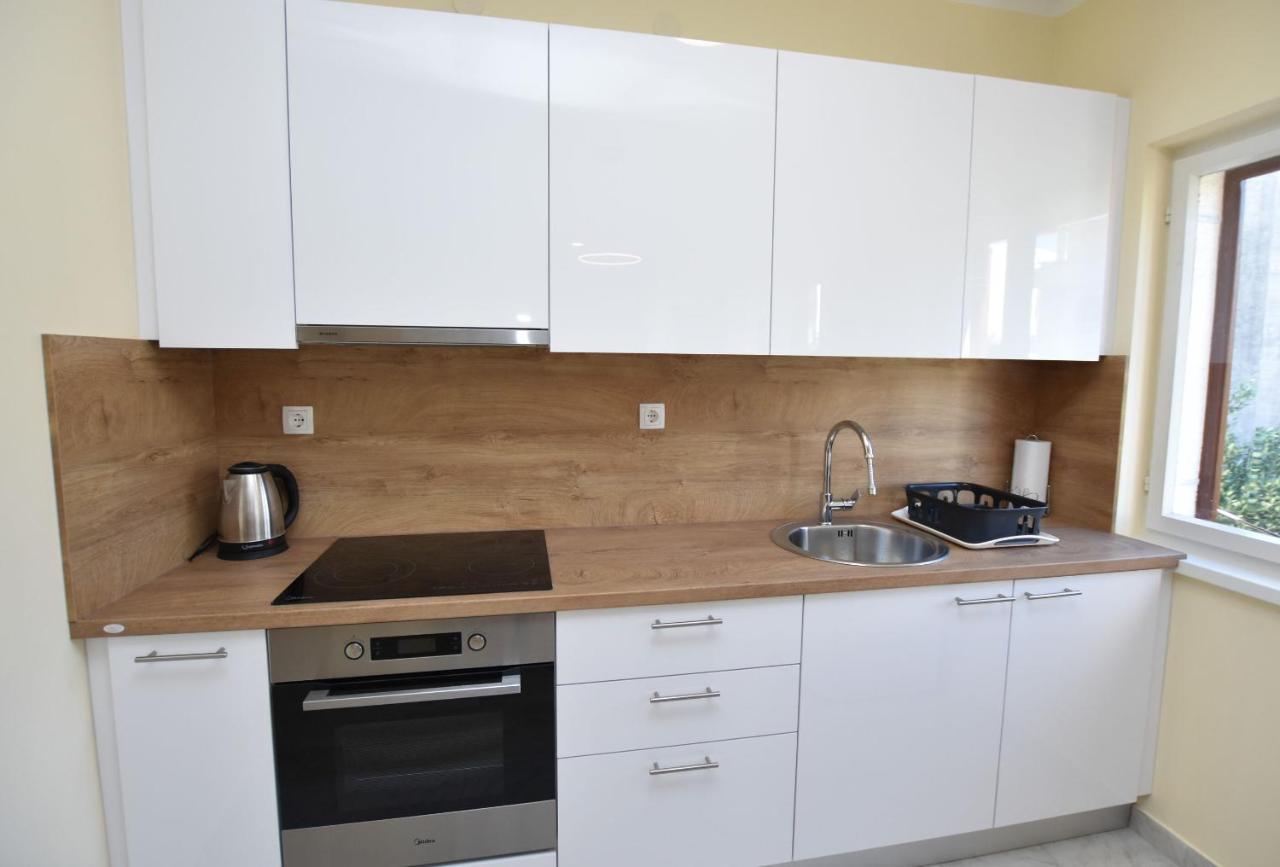 Apartment Ruzica Примоштен Экстерьер фото