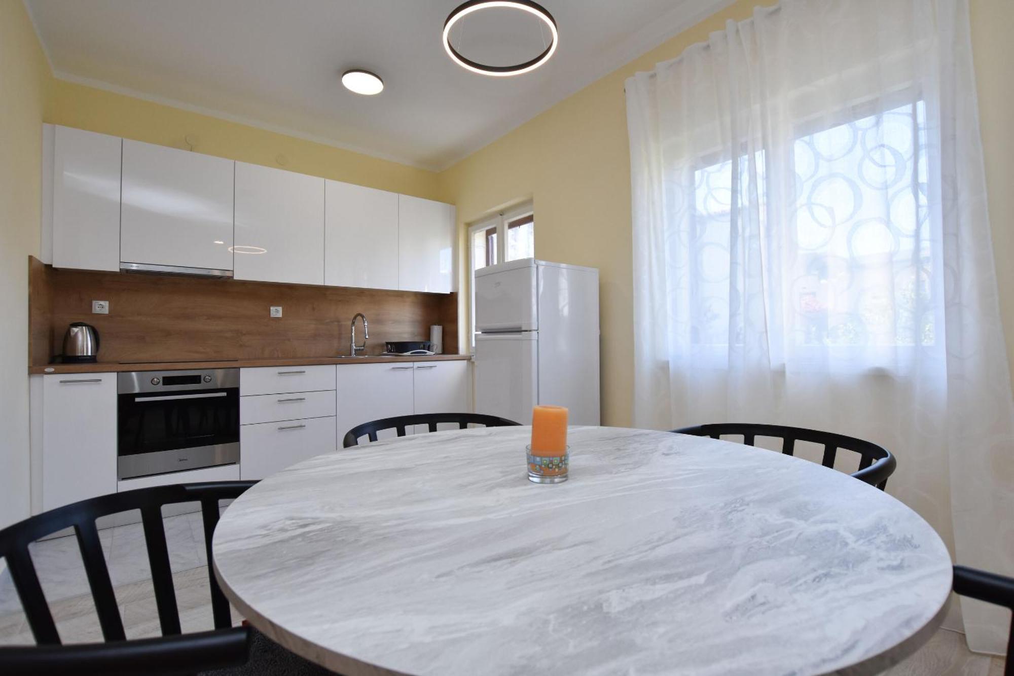 Apartment Ruzica Примоштен Экстерьер фото